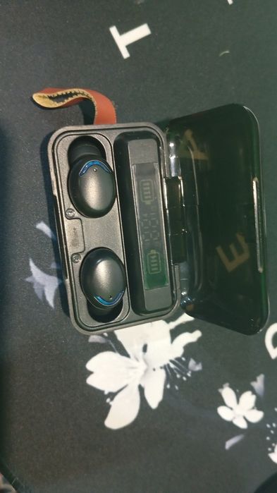 Без проводные наушники