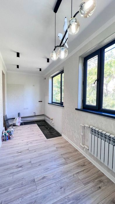 Максим Горький 3 комн/2/4 С Ремонтом