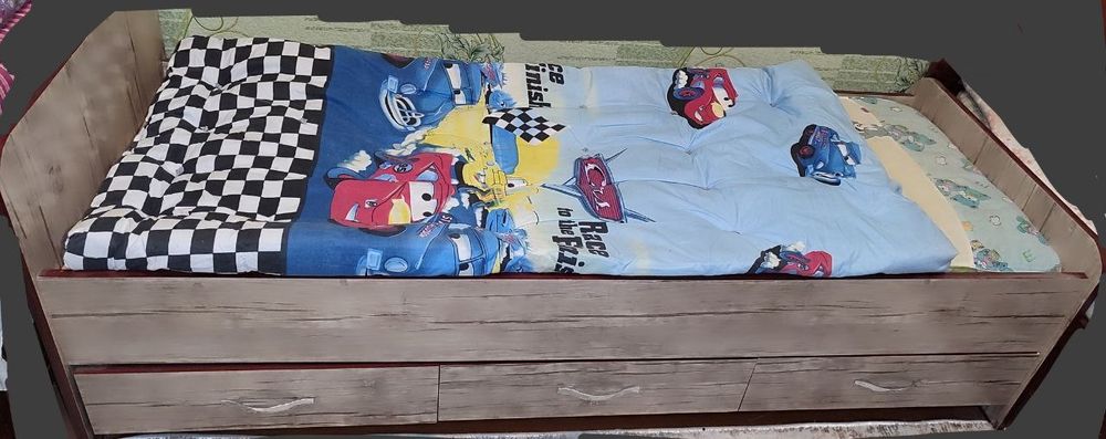 Детский кровать для малышей