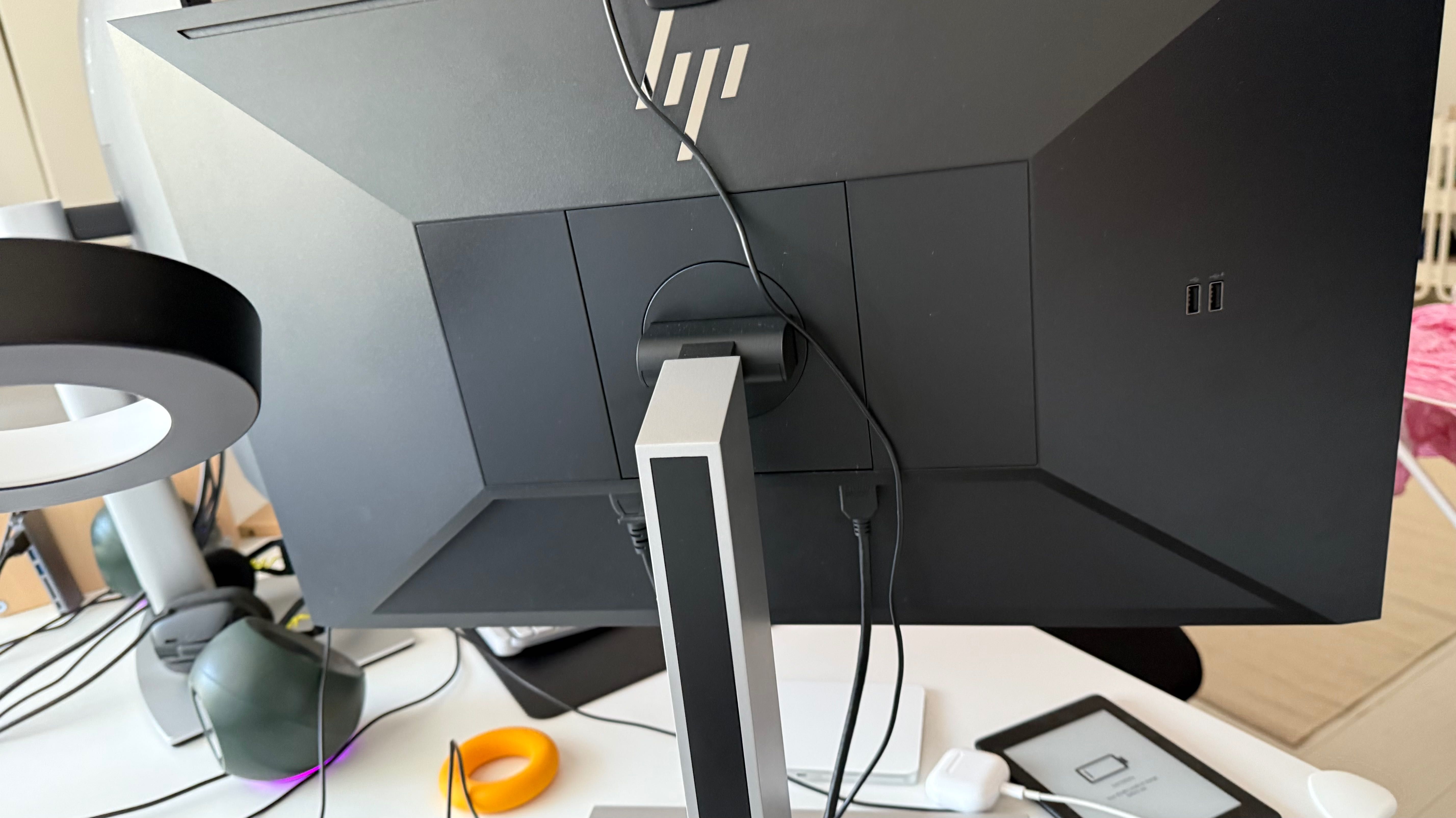 Монитор HP E27 G4