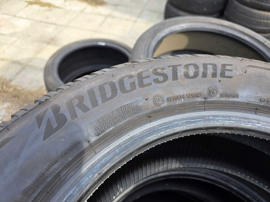 2бр Зимни гуми 215 60 16 - Bridgestone - DOT 2024