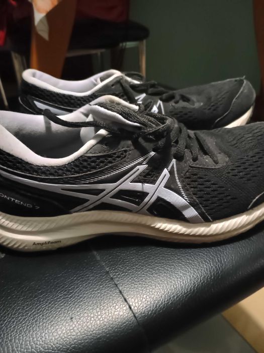 Маратонки asics 38 номер