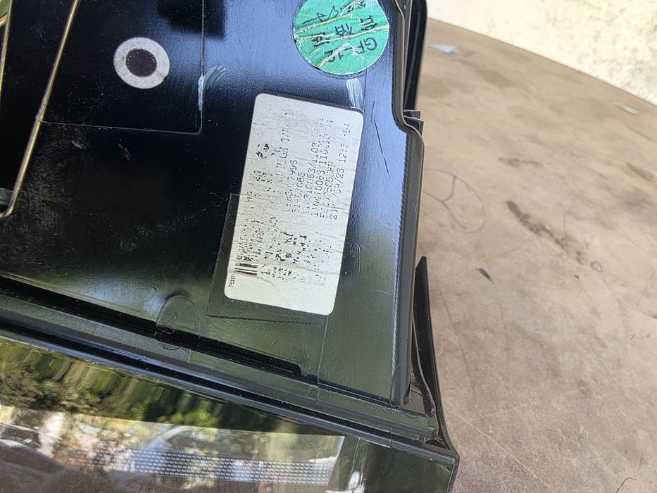 LYNK & CO 01 десен стоп