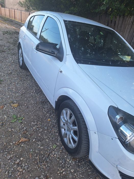 vind Opel astra H