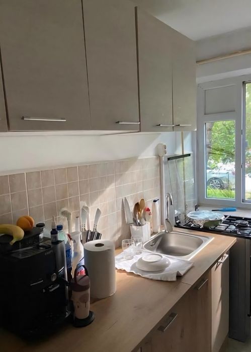 Apartament 3camere Craiovita p/4 cu centrala, mobilat