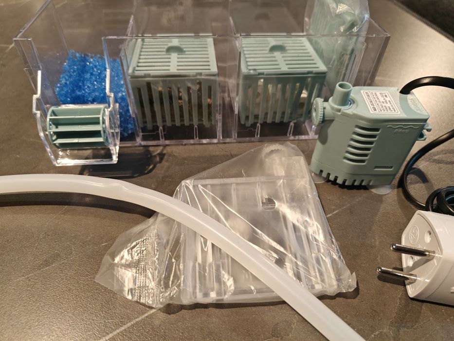 Filtru cascada acvariu