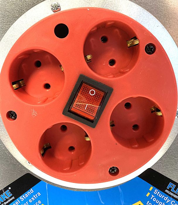 Rola metalica 50m, 4 prize, cadru robust