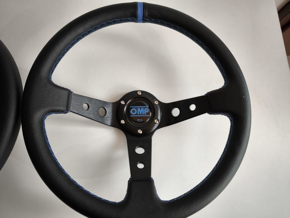 Волан спортен дълбок изнесен център кожен ОМП OMP изнесен център дрифт