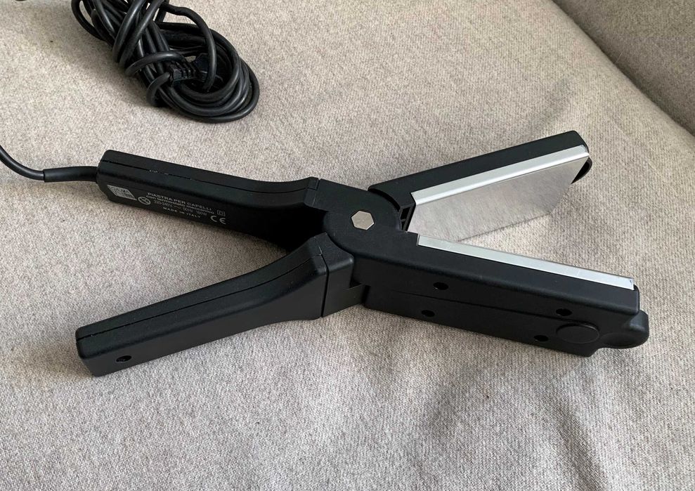 Placă de întins părul GA.MA Standard Professional 160W Made in Italy