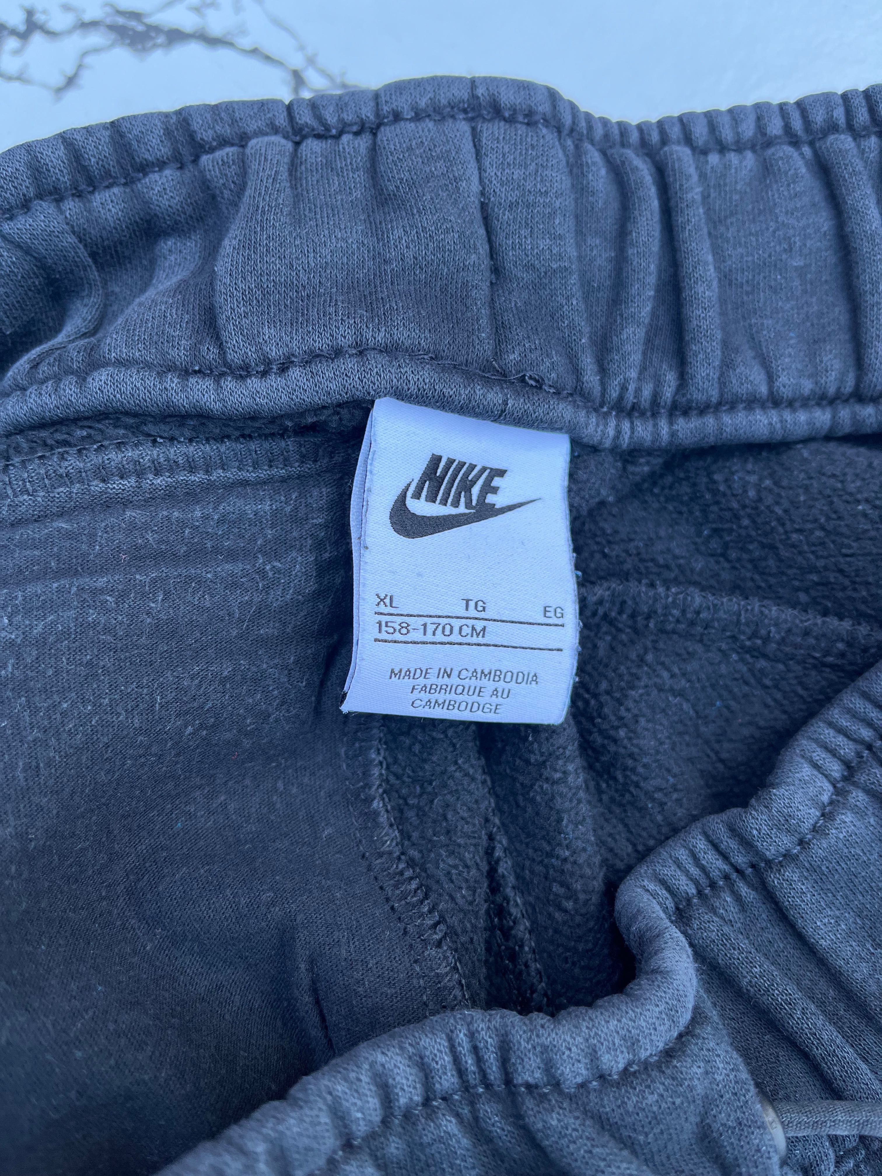 Долнища на Nike,Air,Jordan