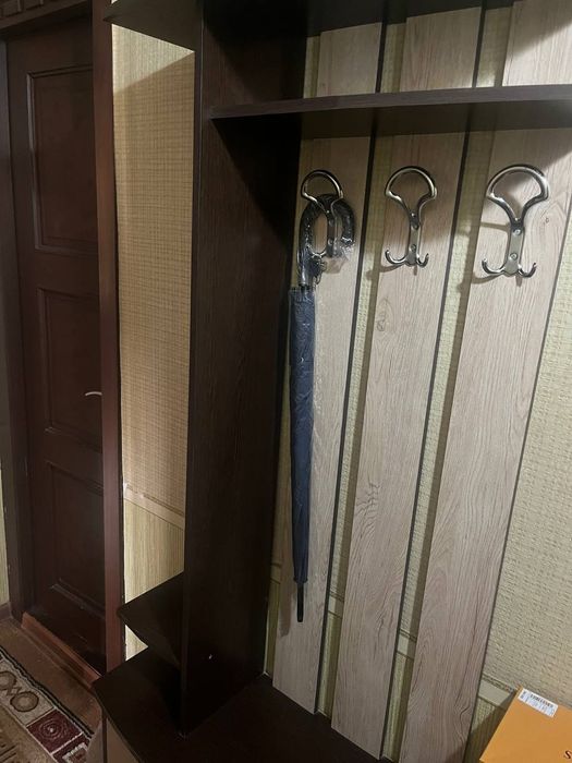 Kirish joyi uchun prixojkaga mebel