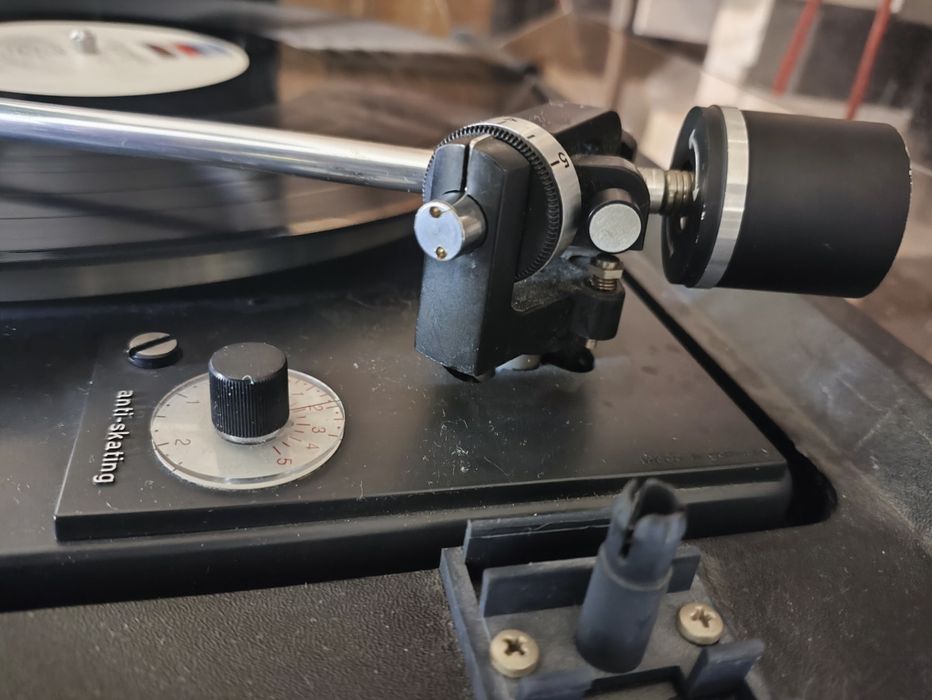 Pick-up cu amplificare Dual HS-151