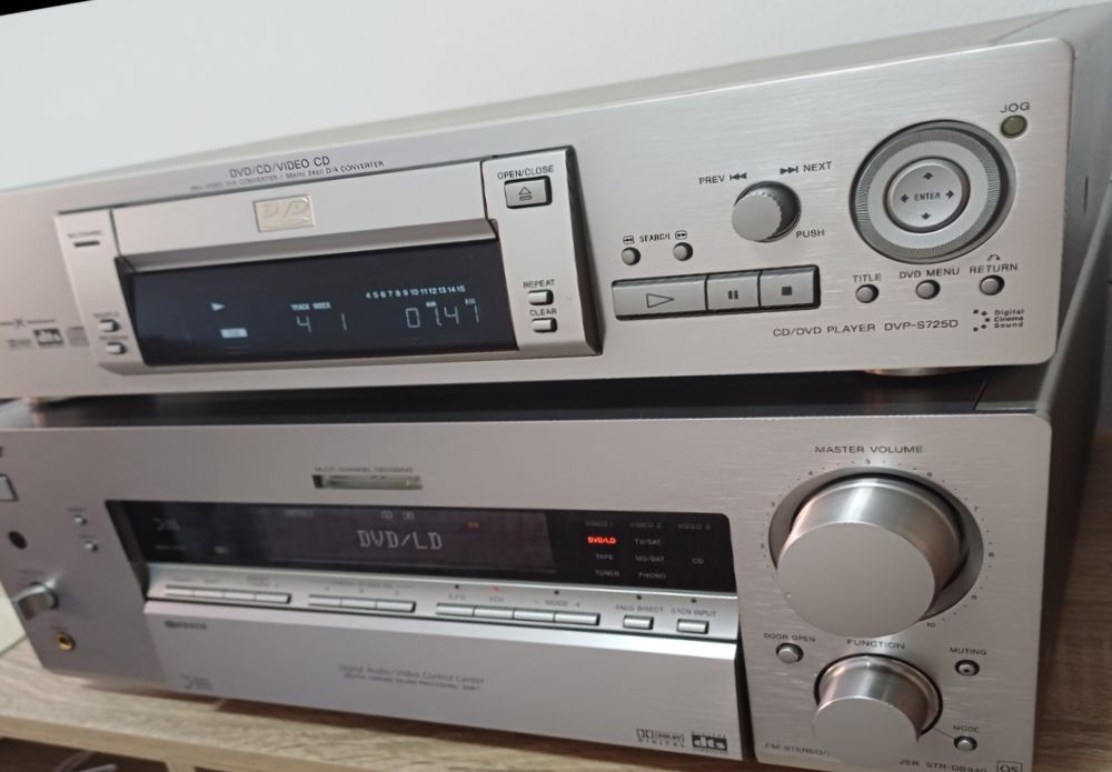 CD DVD player Sony DVP-S725D