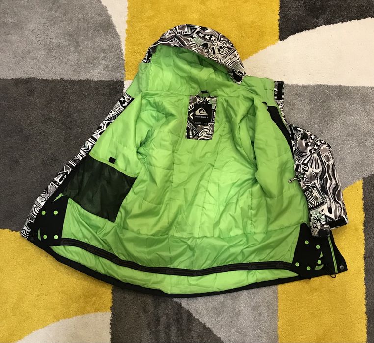 Яке за сноуборд Quiksilver, размер 16Y / S