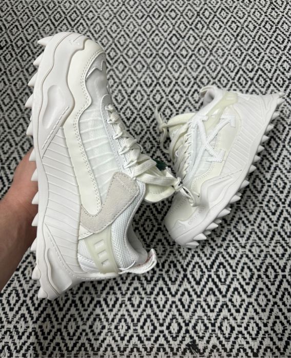 Off-White Odsy 1000
