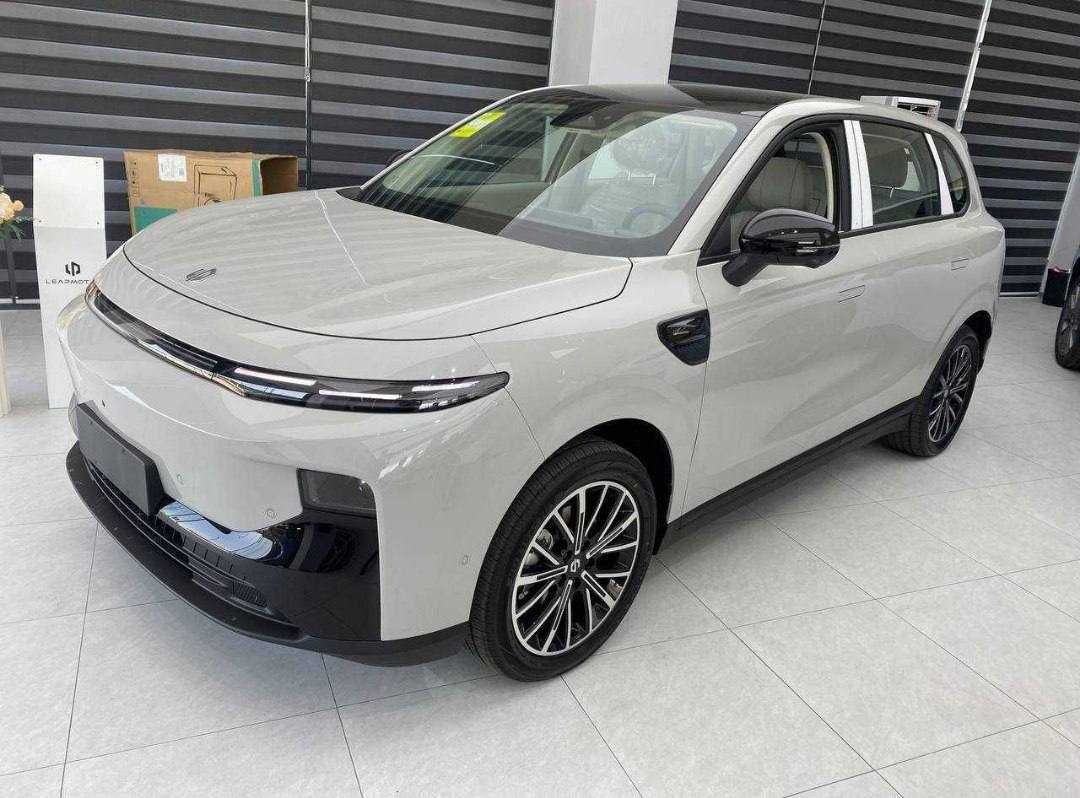 Leapmotor B10 Naxt va nasiya savdo yillik 10%