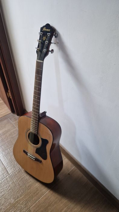 Акустична китара IBANEZ