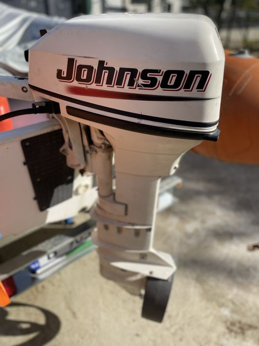 Извънбордов двигател Johson
