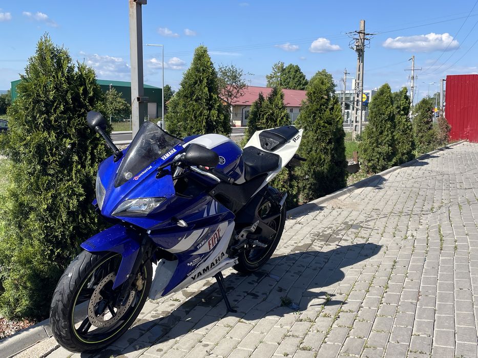 Yamaha yzf r125