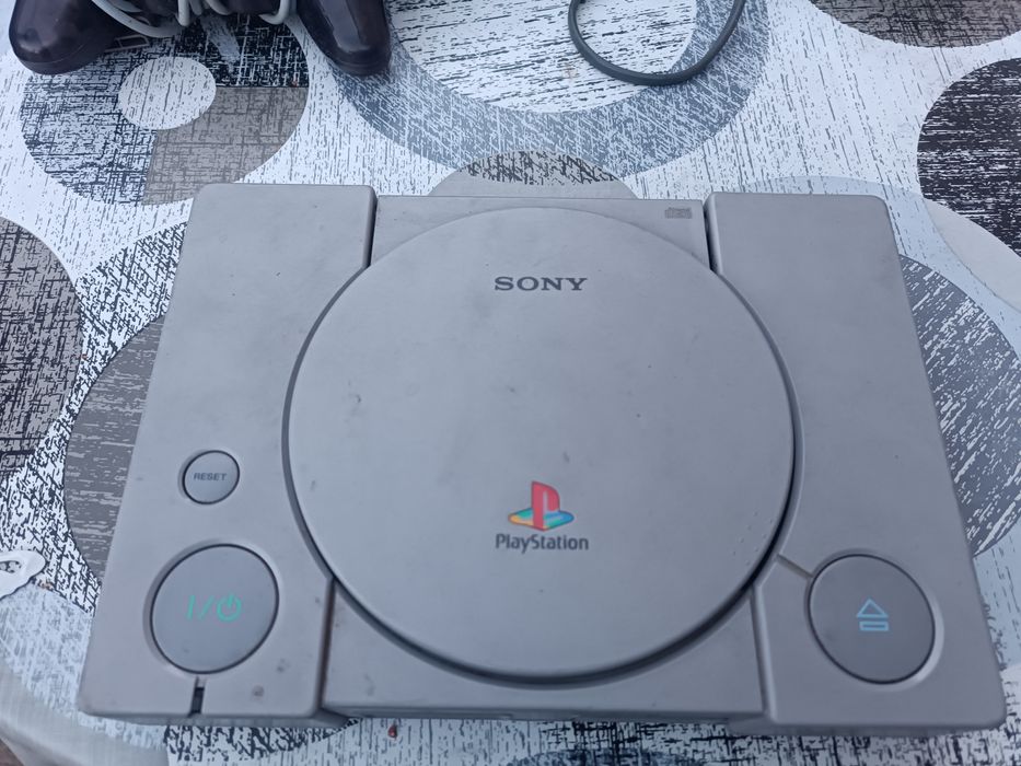 PlayStation 1 конзола