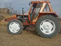 Vând tractor Fiat780, 80cp, 4x4 totul este complet funcțional