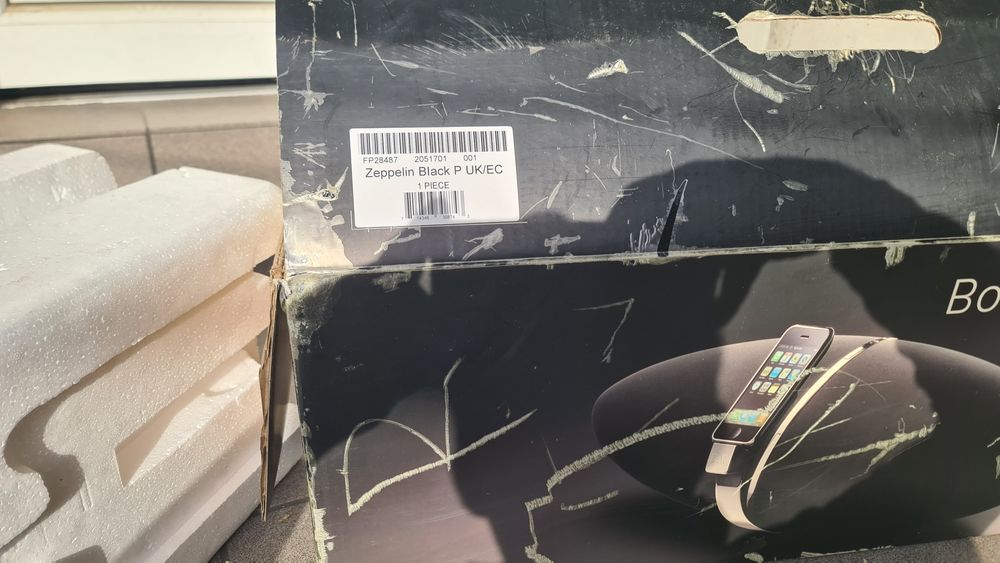 Boxa  Wilkins Zeppelin