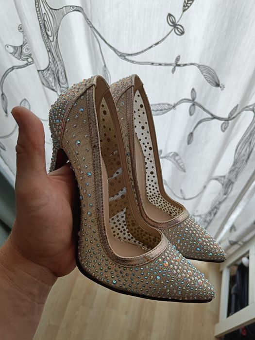 Pantofi cu toc de 12cm