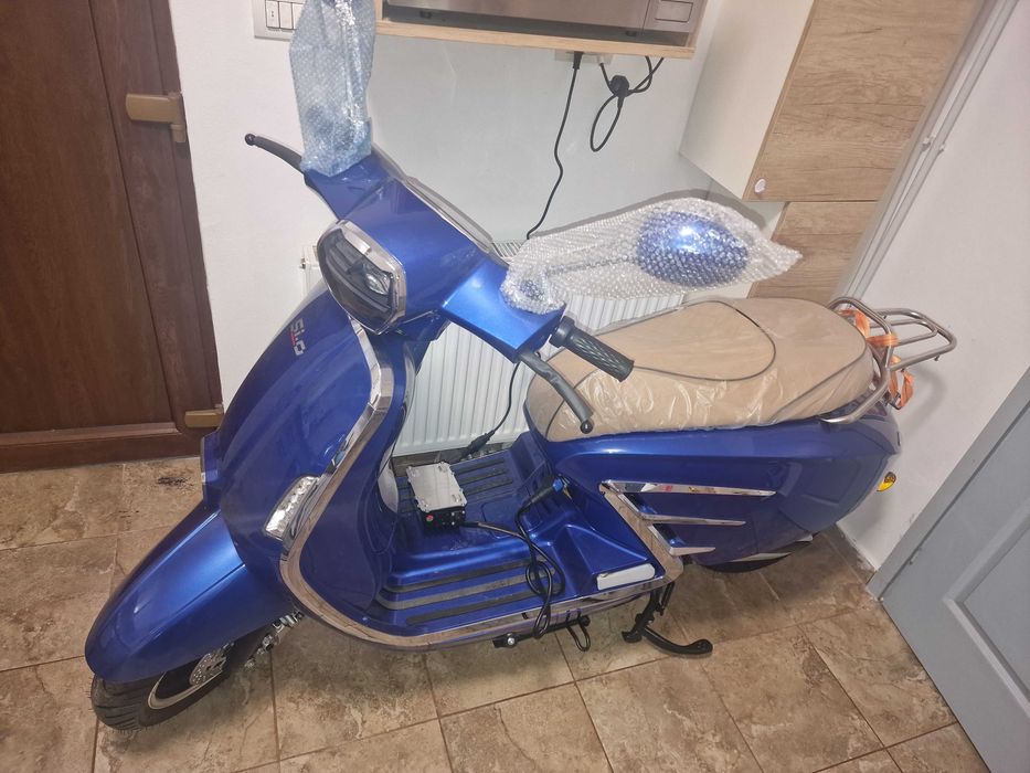 Scuter electric nou
