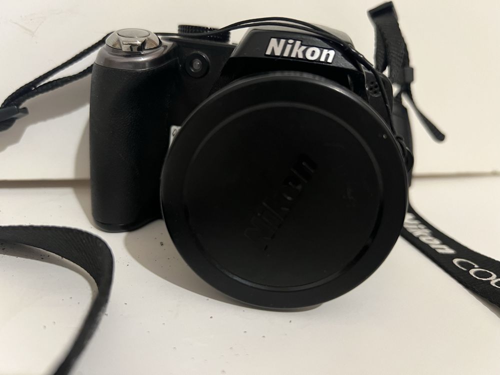 Фотоапарат Nikon Coolpix P80
