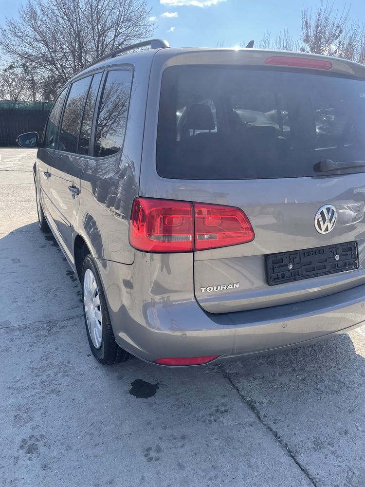 Punte spate Volkswagen Touran 2012