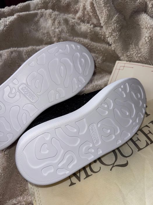 Adidași Alexander McQueen