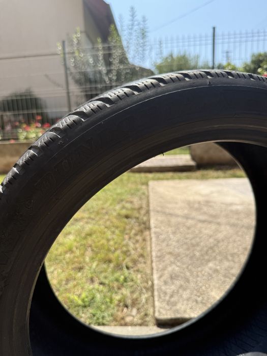 Set 2 Anvelope iarna DUNLOP 225/40R18