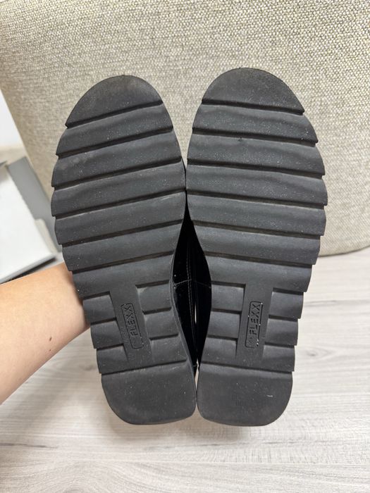 Pantofi de piele Flexx