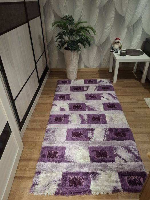 Продам КОВЕР в хорошем состоянии