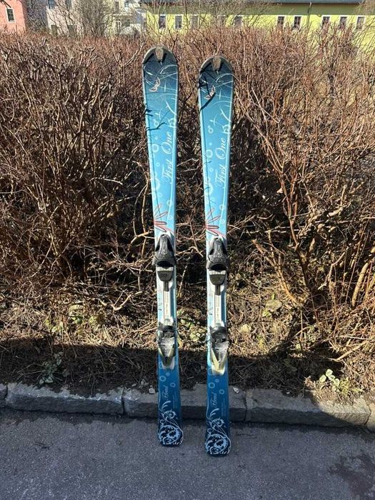 Atomic,Fischer,Völkl ски