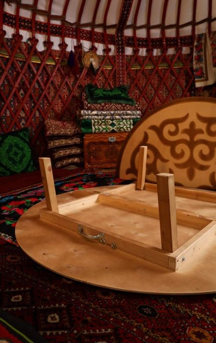 Стол национальный