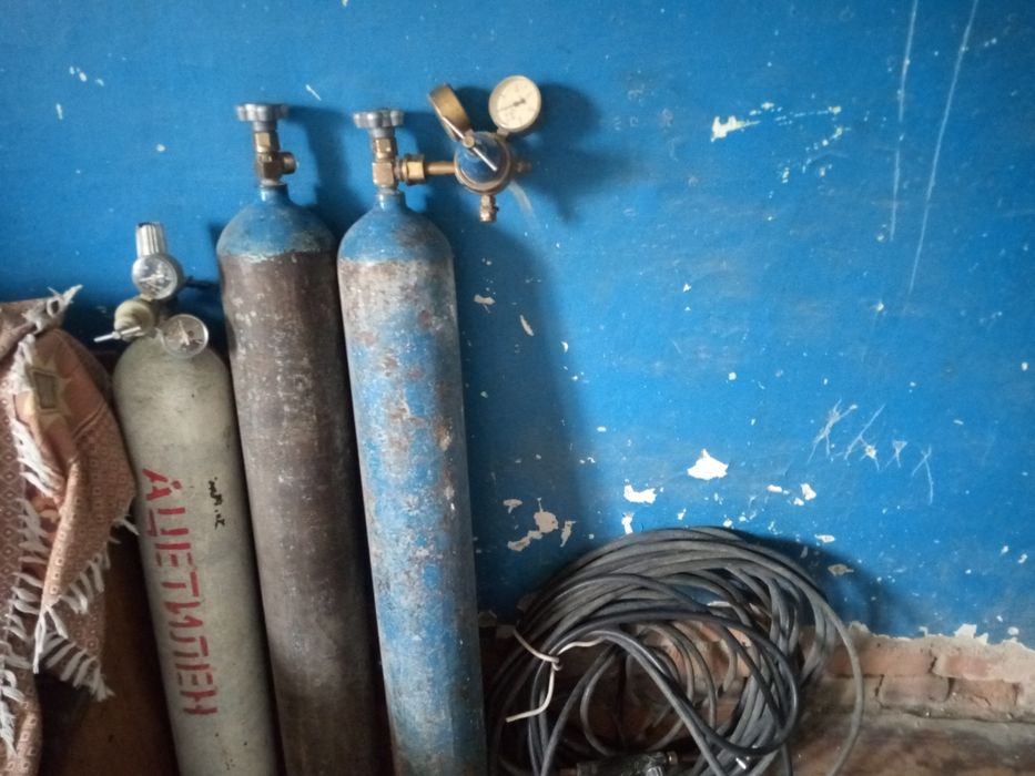 Профессиональный  инвентарь , газосварка.