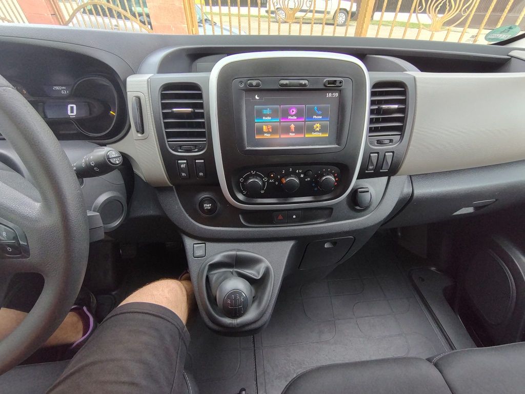 Renault Trafic - 2016 -Euro 6, 9 Locuri, Motor 1.6 D,125Cp,AC.Germania