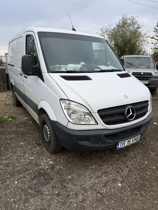 Mercedes sprinter an 2012 euro 5 schimb cu bena de cereale
