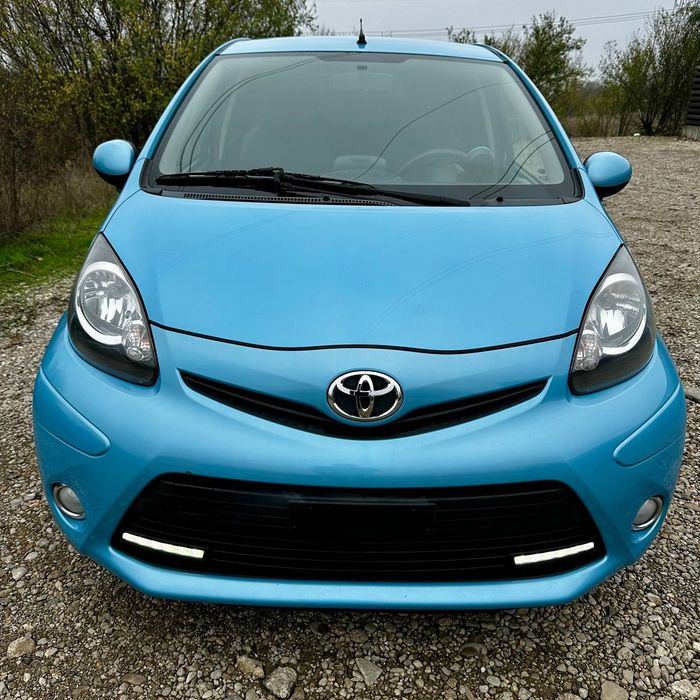 Toyota Aygo Toyota Aygo automată, bluetooth, navigatie