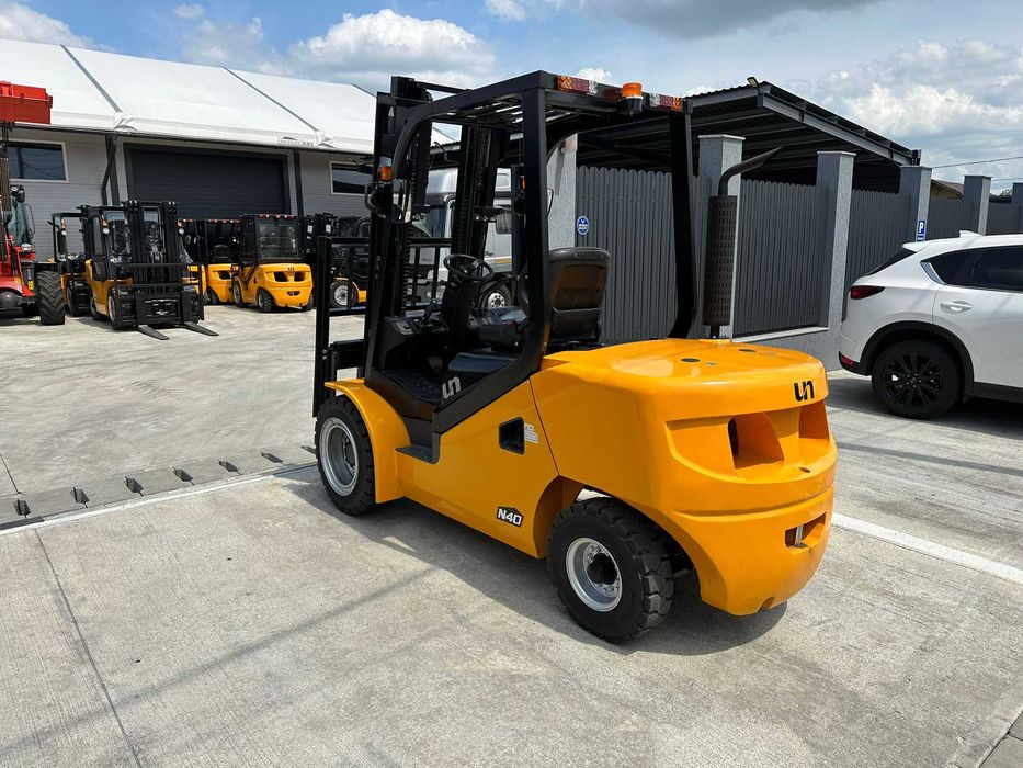 Stivuitor Motostivuitor Diesel 4T NOU Din Stoc Garantie 3 Ani