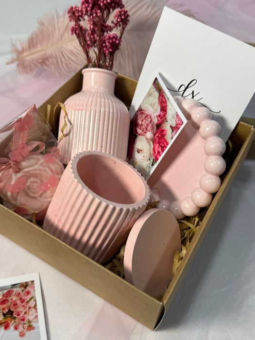 Декоративный набор из гипса