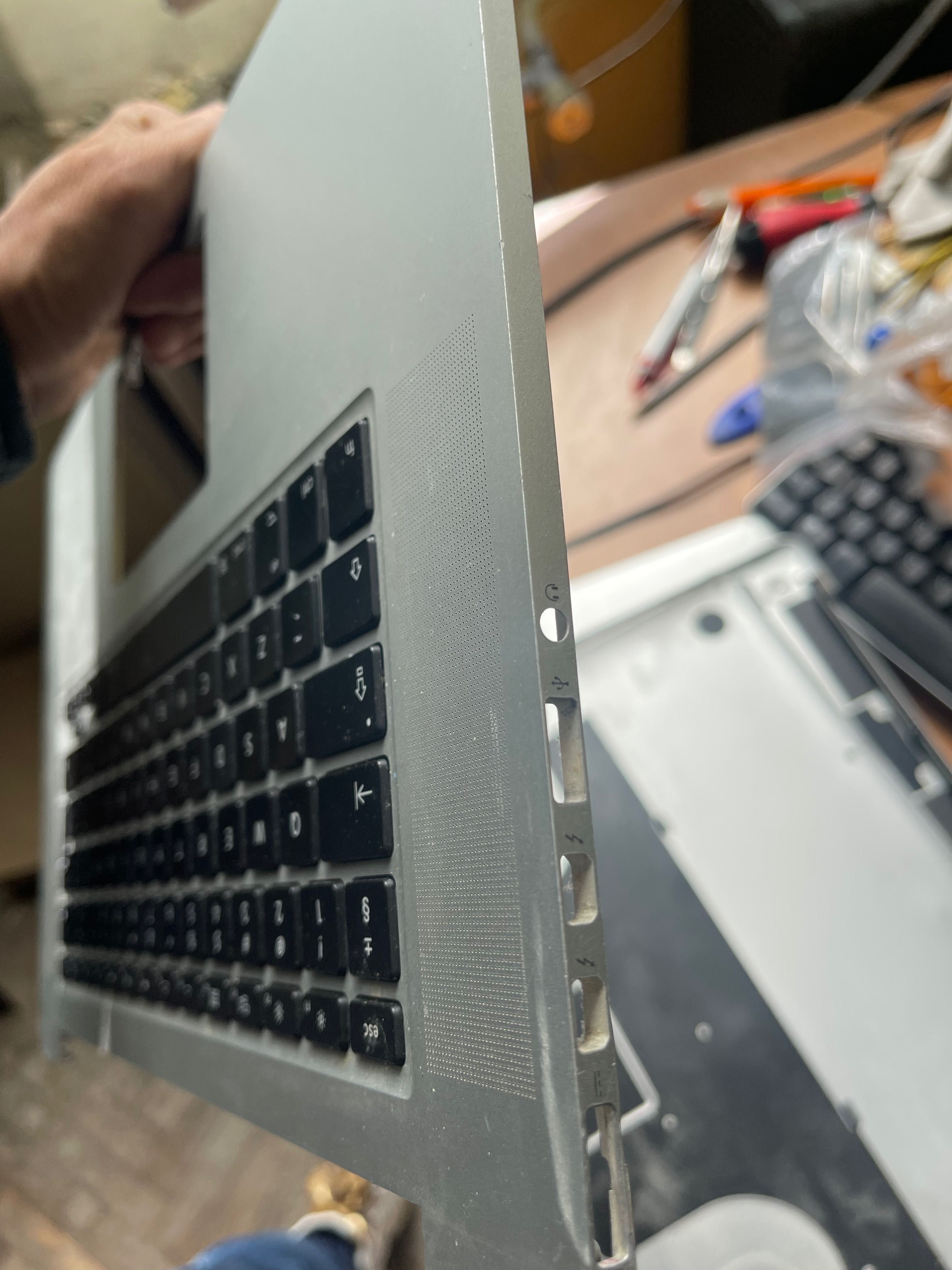 Клавиатура с корпус MacBook a1398