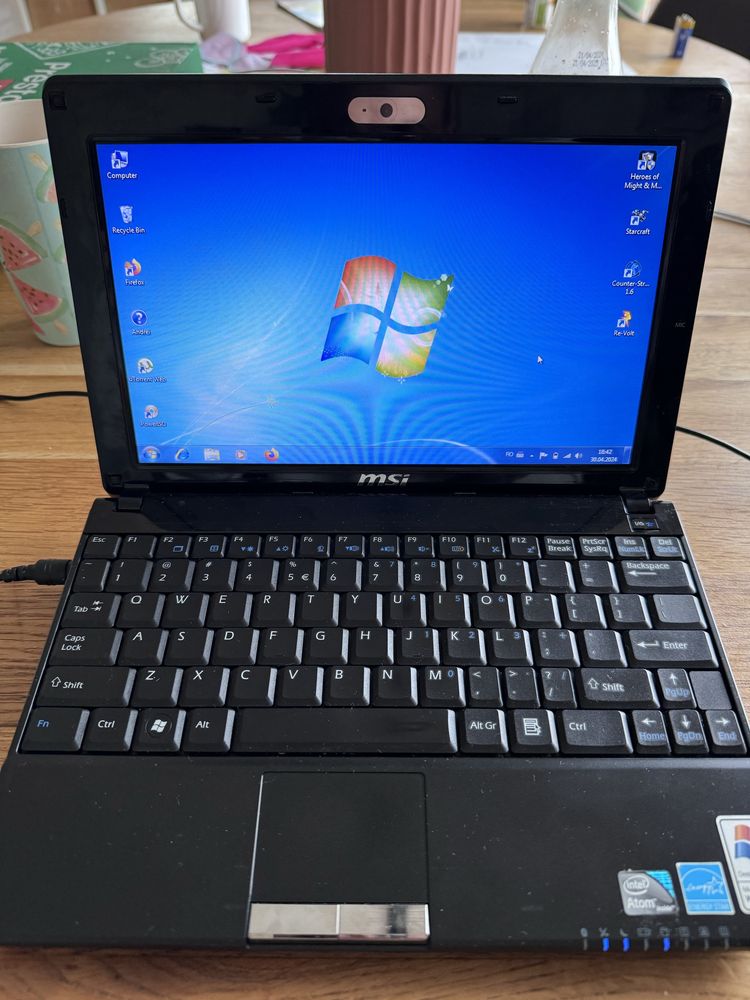 Laptop MSI U123