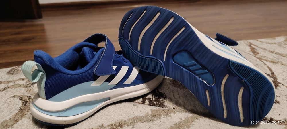 Papuci sport Adidas