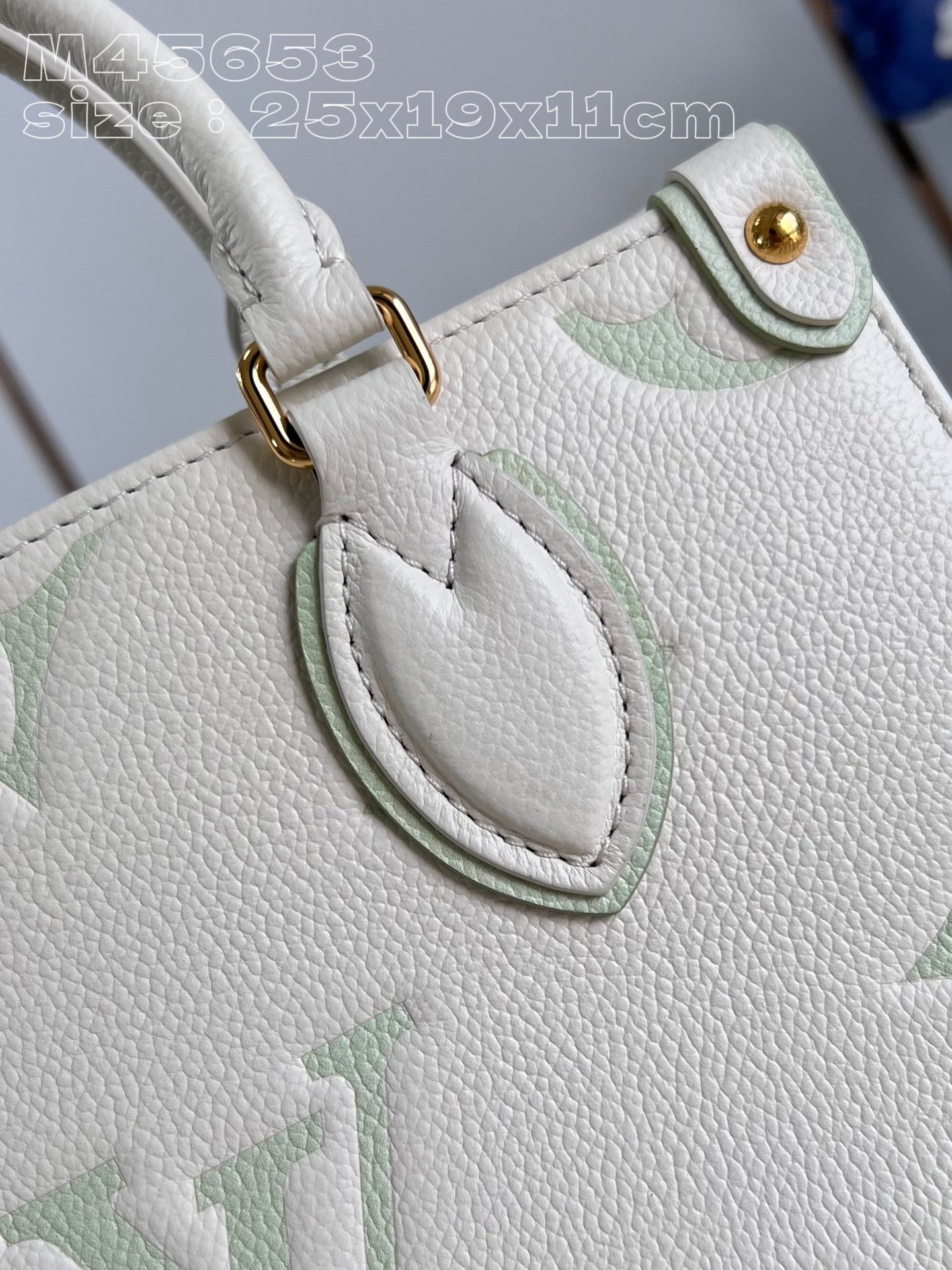 Geanta Louis Vuitton 25cm matcha, tip Premium