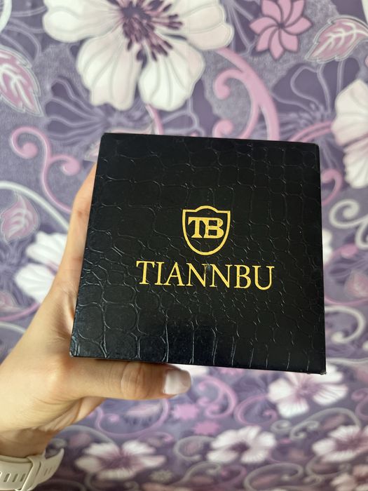 Часовници за двойки - Tiannbu