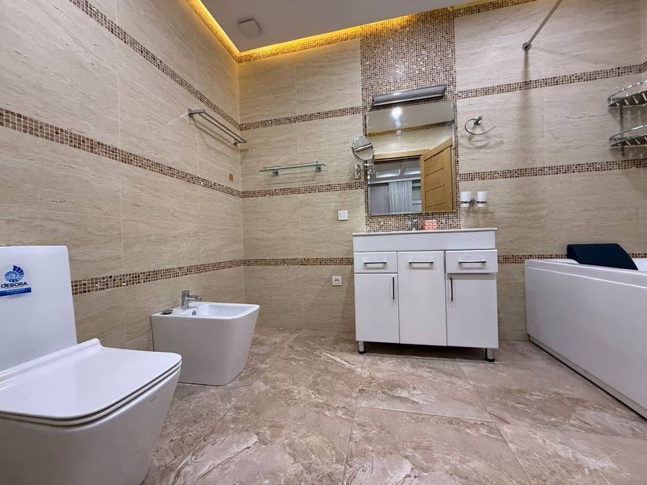 Габус Продается 3 комнатная квартира ремонт ул.Садыка Азимова Мирабад