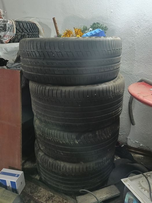 Продам шины бу  275/40/r22