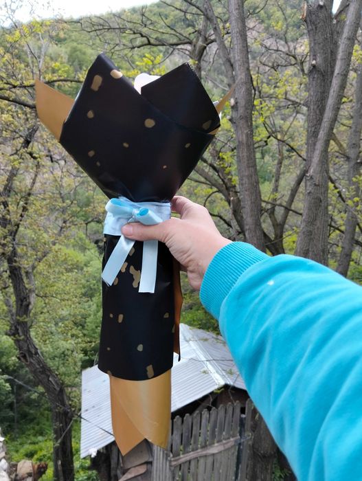 Flori din satin pe comanda de la 50 de lei.. trimit prin curier